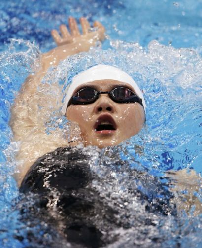http://www.worldmeets.us/images/Ye-Shiwen-swims_pic.jpg