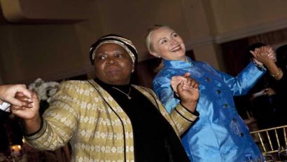 http://www.worldmeets.us/images/hillary-dances-south-africa_pic.jpg